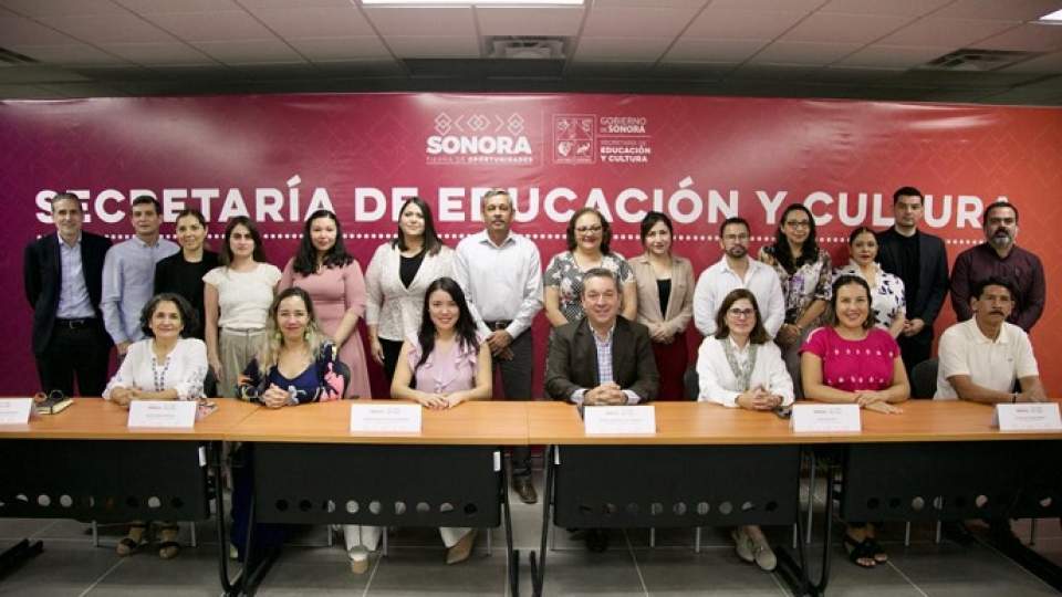 Gobierno de Sonora implementará estrategia de capacitación docente avalada por la Unesco