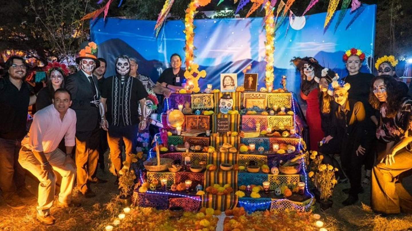 Celebra SEC Sonora el Día de Muertos con gran fiesta cultural 