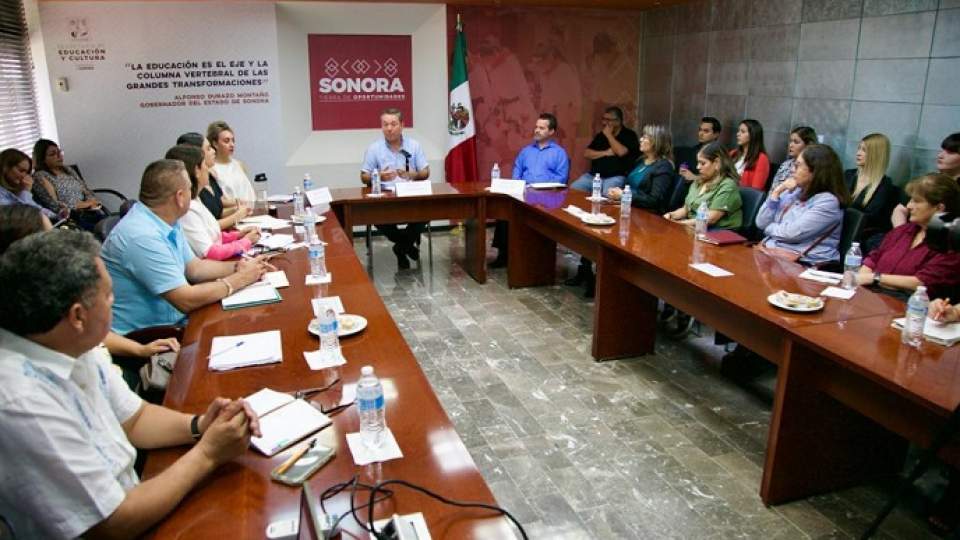 Atiende Gobierno de Sonora rezago histórico en registro escolar del alumnado de CAM Laboral.