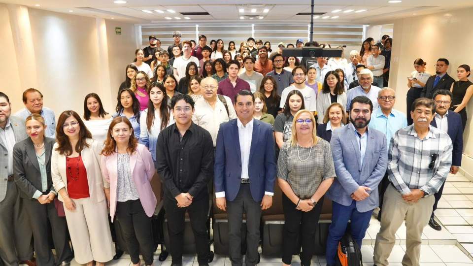 Llama SEC a universitarios a contribuir en desarrollo económico regional integrado y sostenible 