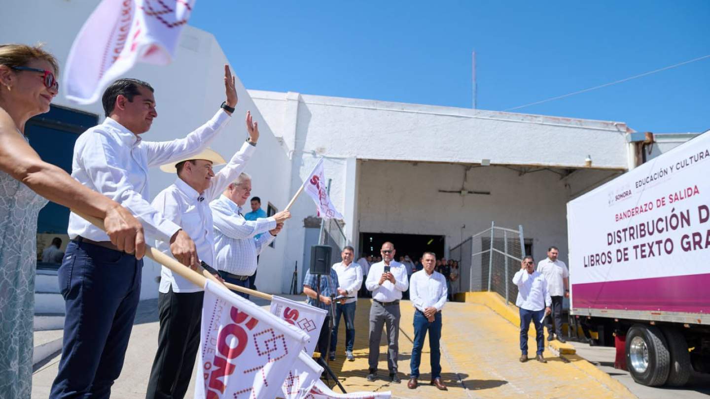 Gobernador Durazo arranca distribución de más de 3.3 millones de libros de texto en escuelas públicas
